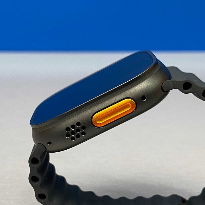 Apple Watch Ultra 3 (Titanium Black) - 49mm - Black Ocean Band