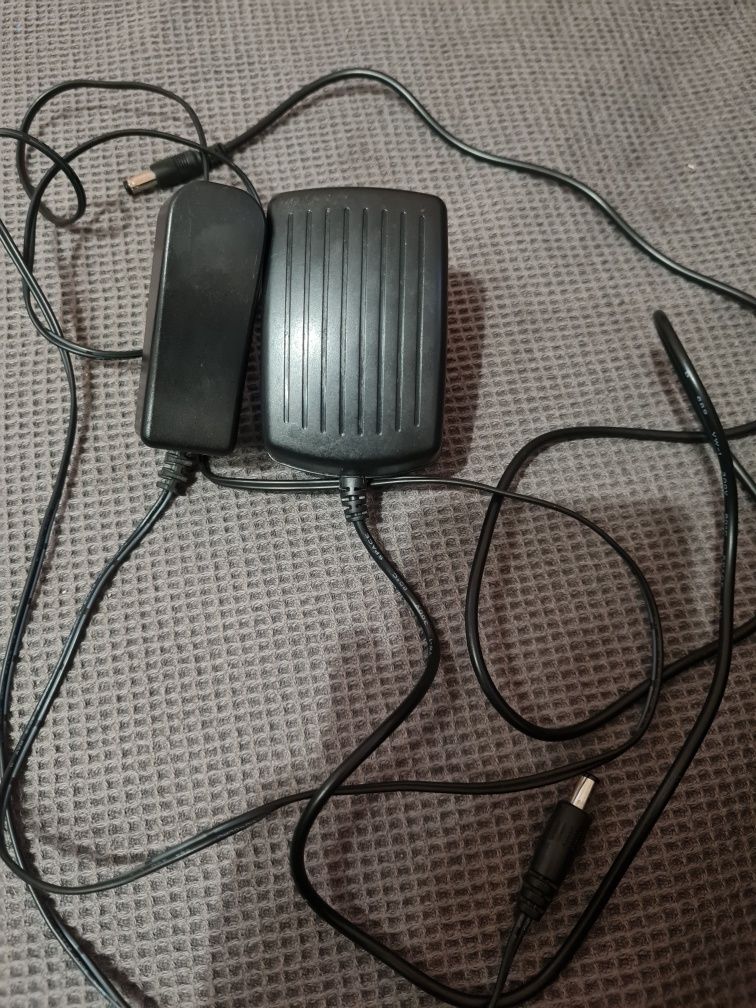 Блок живлення 12v