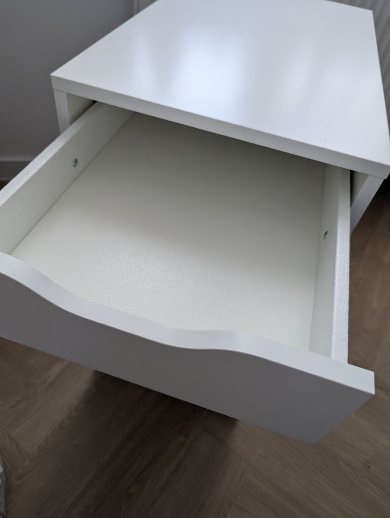 Komoda IKEA Alex