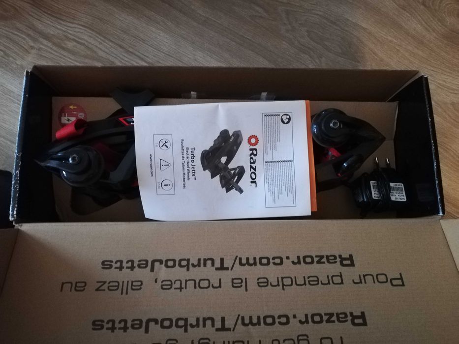 Patins elétricos para sapatilhas
Turbo Jetts