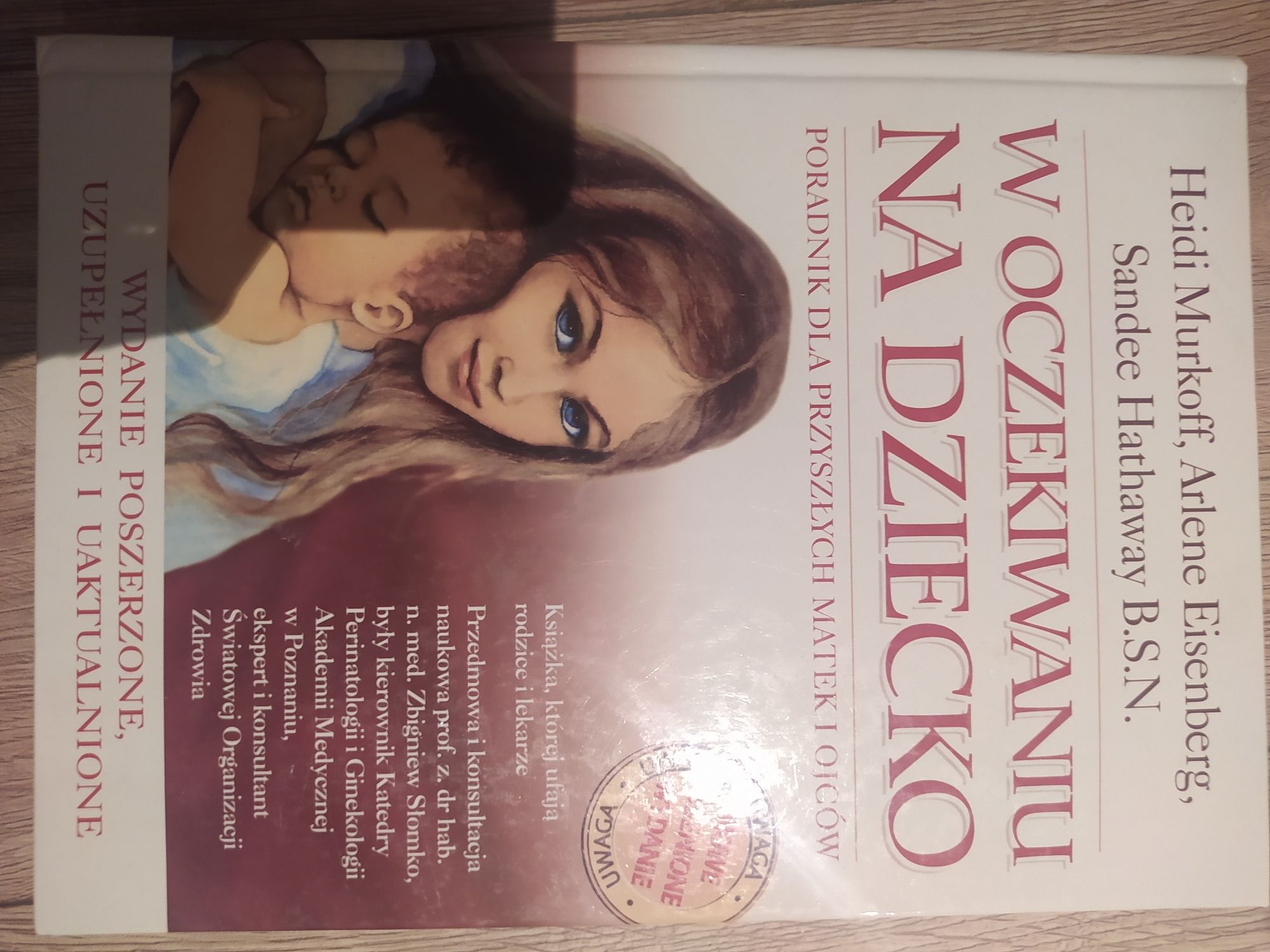 W oczekiwaniu na dziecko Heidi Murkoff
Autor
Murkoff Heidi
W oczekiwan