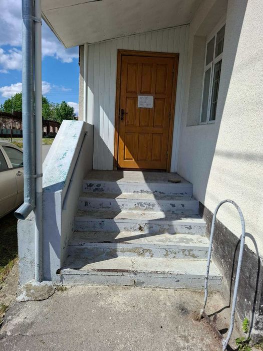 Одноповерхова будівля 110,1 м2, 0.06 га, Ломачинці, вул. Шлях, 19-Б