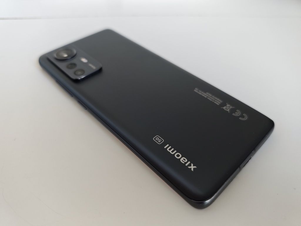 Smartphone, smartfon Xiaomi 12 - szary, 8GB/256GB, nowa bateria