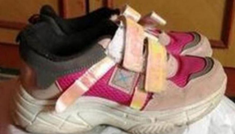 Кросівки 32 рр зручні