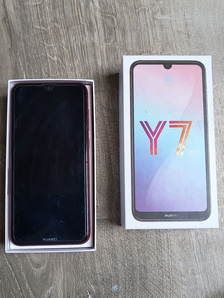 Huawei Y7 czerwony