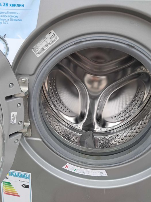 стиральная машина BEKO на 6 Кг 2022 года  по частям .