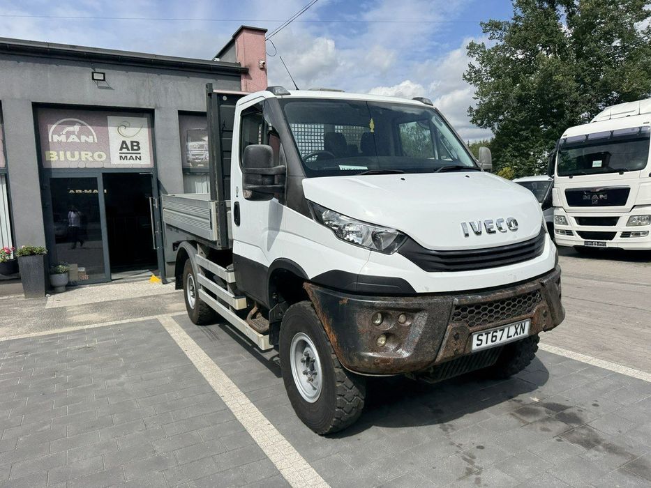 Iveco Daily  IVECO DAILY 55S17 4X4, skrzynia, Kamper, podnośnik koszowy, zwyżka