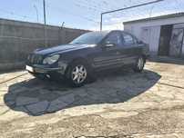 Mercedes-Benz C 220 CDI Elegance (Caixa Automática) – 2001