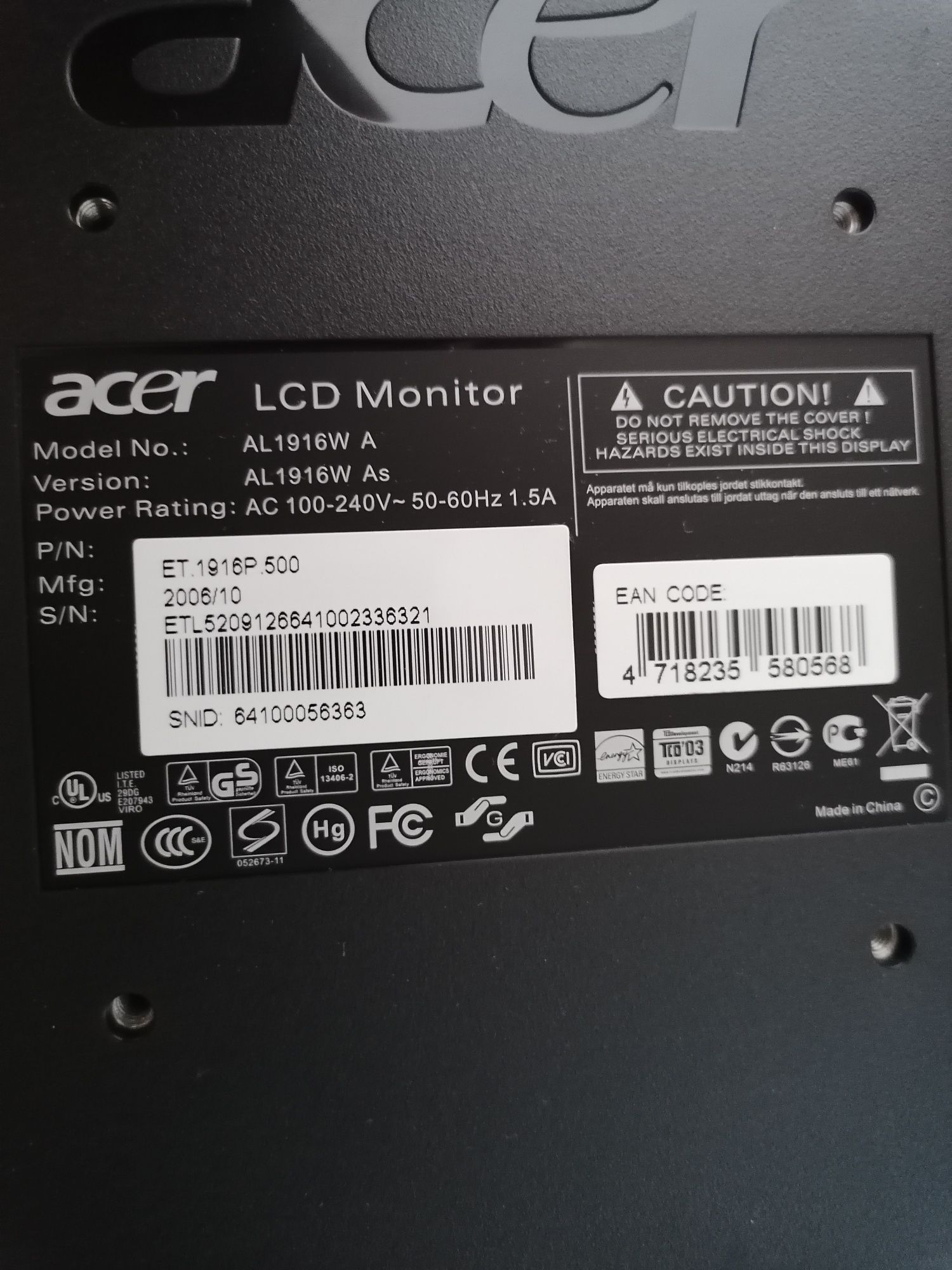 Monitor Acer e cabos