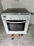 Piekarnik z płytą ceramiczną Bosch szerokość 60 cm biały