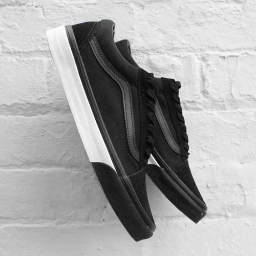 Tenis vans originais com oferta de outros