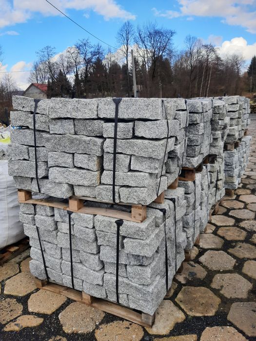 Kamień ozdobny granit thassos carrara verona marianna otoczak gnejs