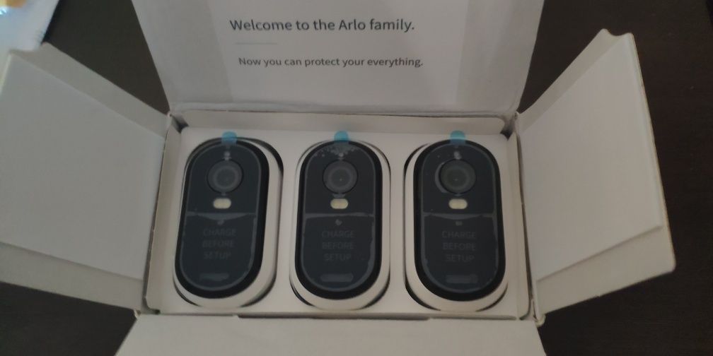 Arlo essential outdoor 2 pakiet 3 kamer NOWE