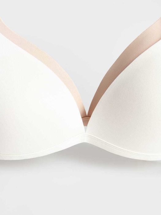 Бюстгальтер reserved 75D. 2 шт лот