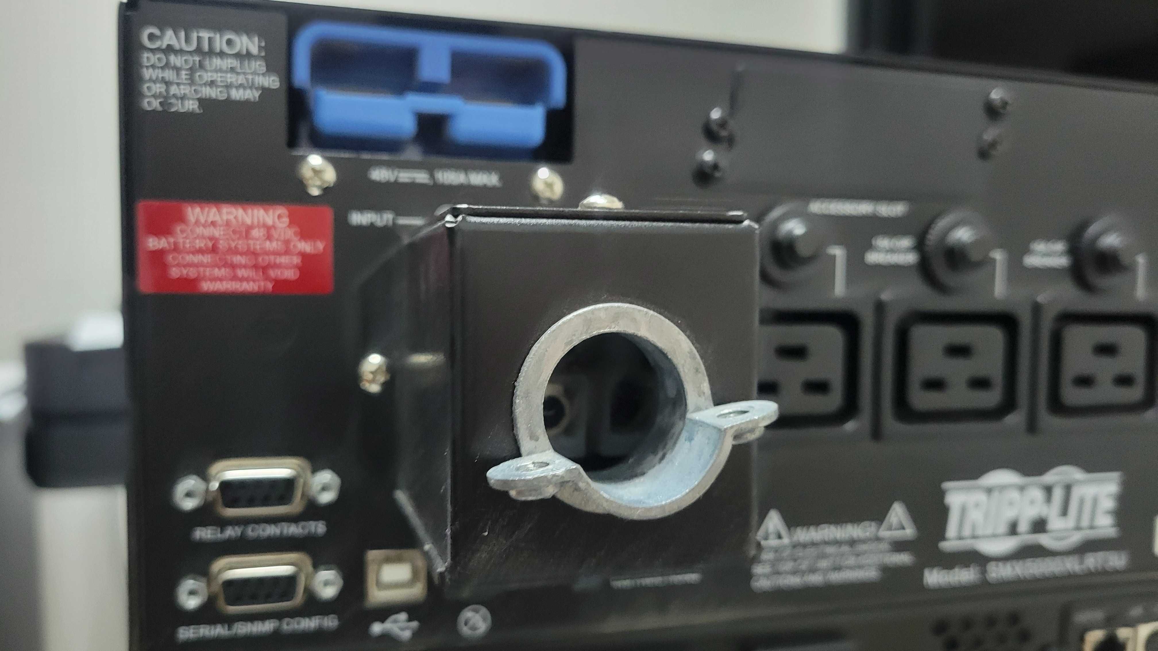 ДБЖ Tripp Lite 5000VA. Працює з LiFePo4. Чиста синусоїда.