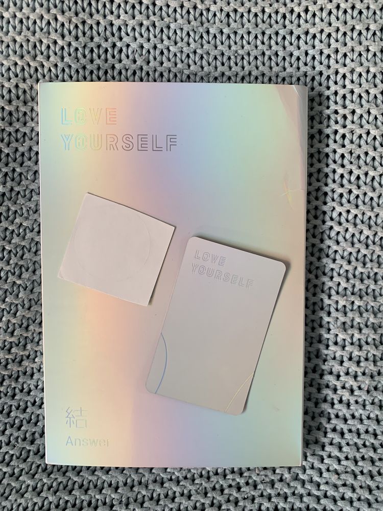 BTS album Love yourself: answer + photocard