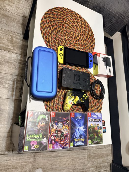 Nintendo Switch V2 limitowane,dodakowy pad gratis + opcjonalnie gry.