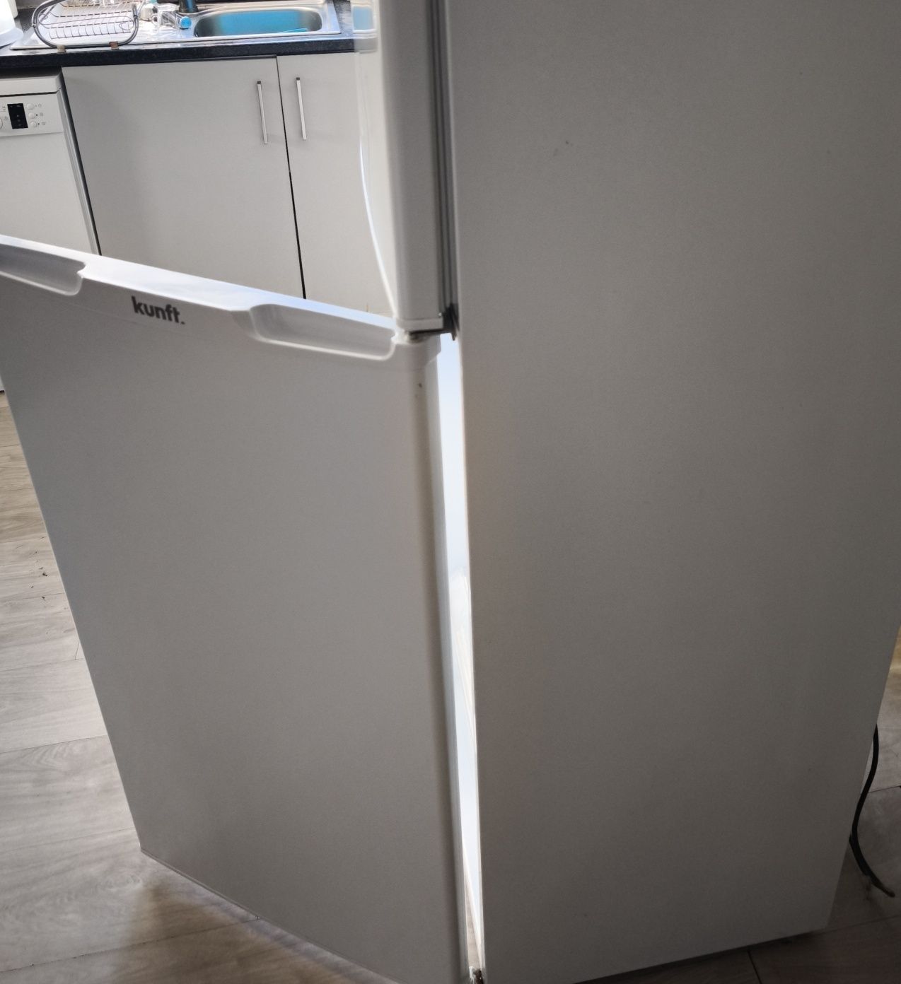 Frigorífico Kunft  140€ negociável
