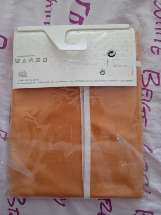 Toalha mesa quadrada, acetinada, amarelo, laranja (conjunto 7 por 12€)