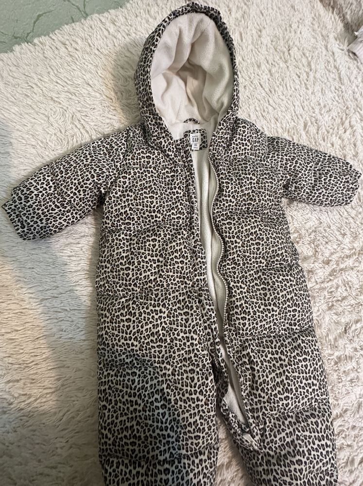 Продам дитячий комбінезон фірми GAP