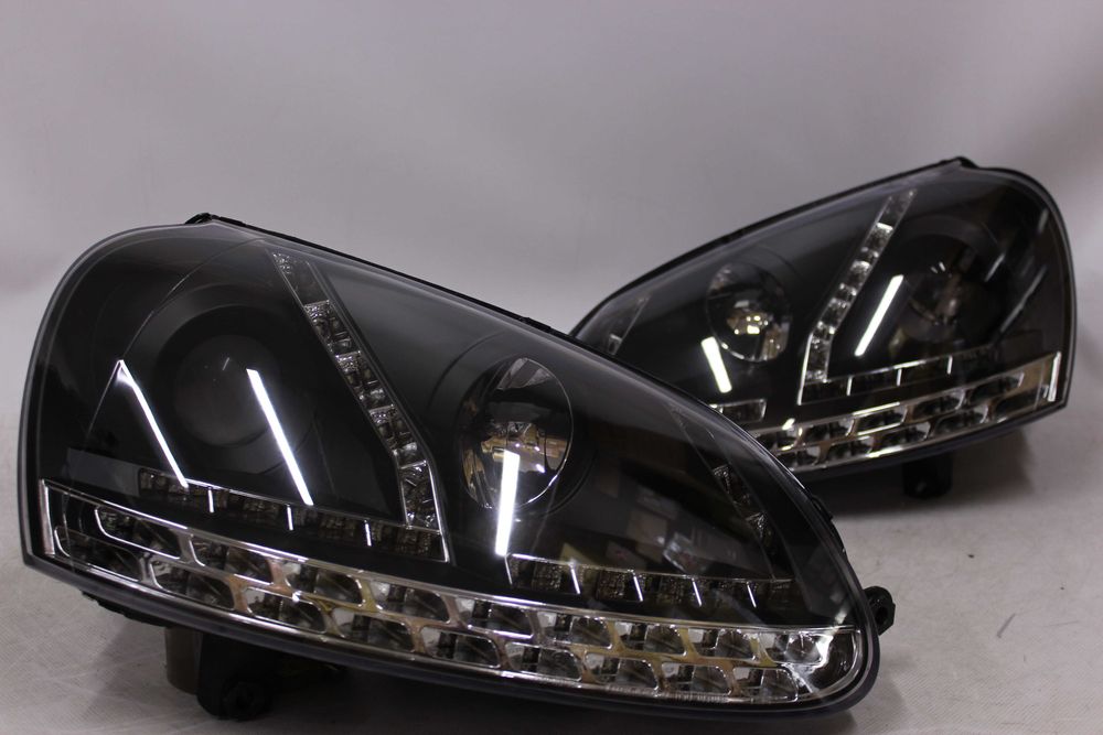 Lampy przednie przód VW GOLF 5 V 03-09 R32 GTI Dayline LED BLACK NOWE
