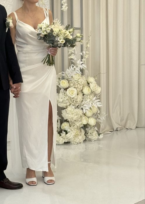 Весільна сукня розмір S/вечірня сукня