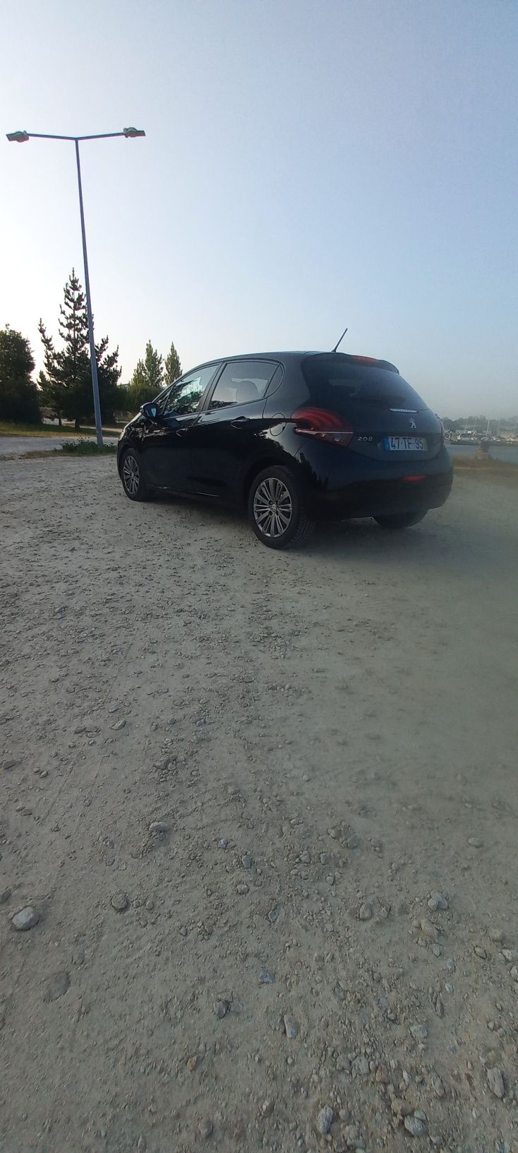 Peugeot 208 1.6 hdi