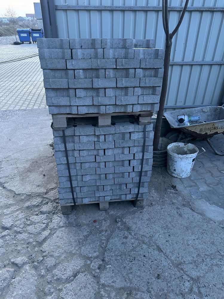 Продам тротуарную плитку, катушка толщина 8 см бу !!!
