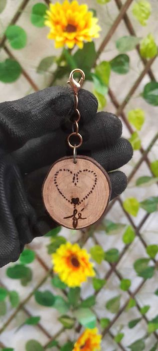 Porta-chaves em madeira personalizados -  Artesanato