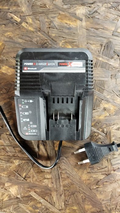 Ładowarka Einhell 3A 18V  PowerXChange do Wkrętarki itp.
