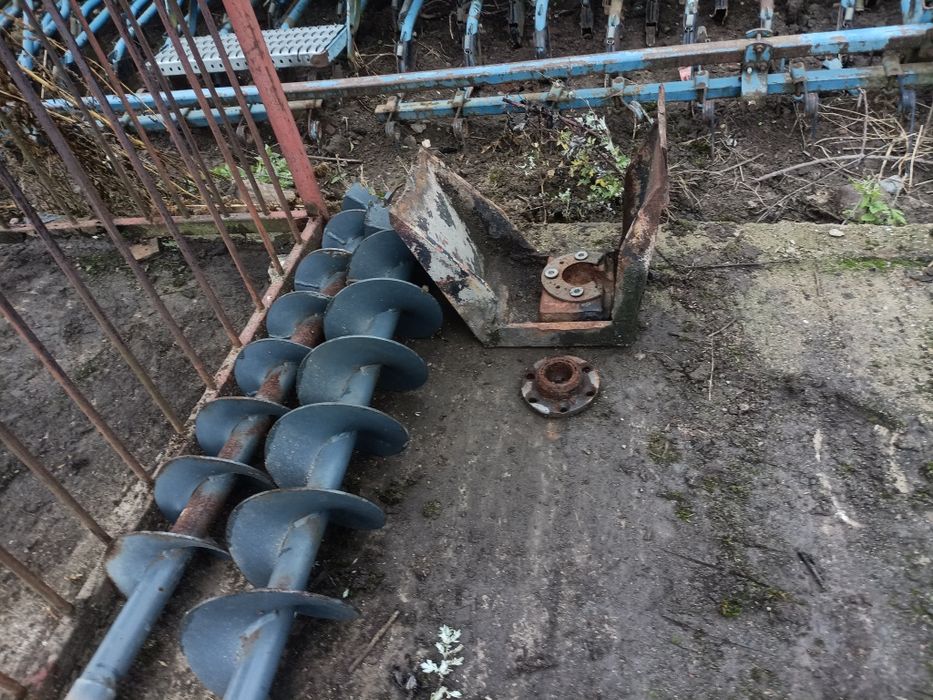 Łoże siłownika wspornik do wspawania kipra  mocowanie