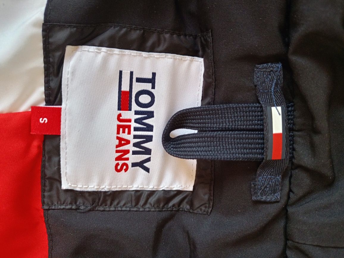 Nowa, oryginalna kurtka Tommy Hilfiger przejściowa r.S