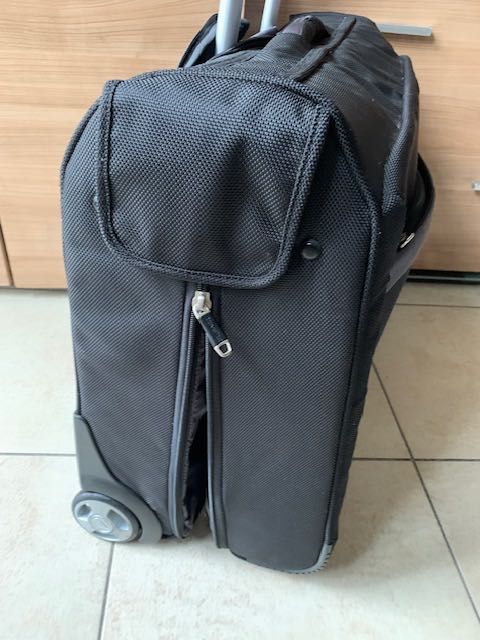Torba na garnitur pokrowiec frakonosz z kołami TRAVELITE ładny stan