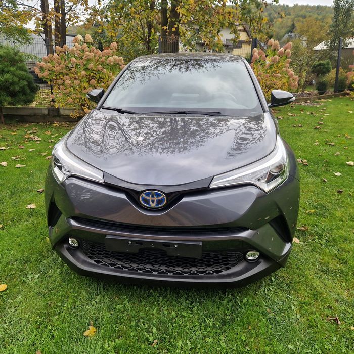 Toyota C-HR Hybryda 1.8  Automat maly przebieg