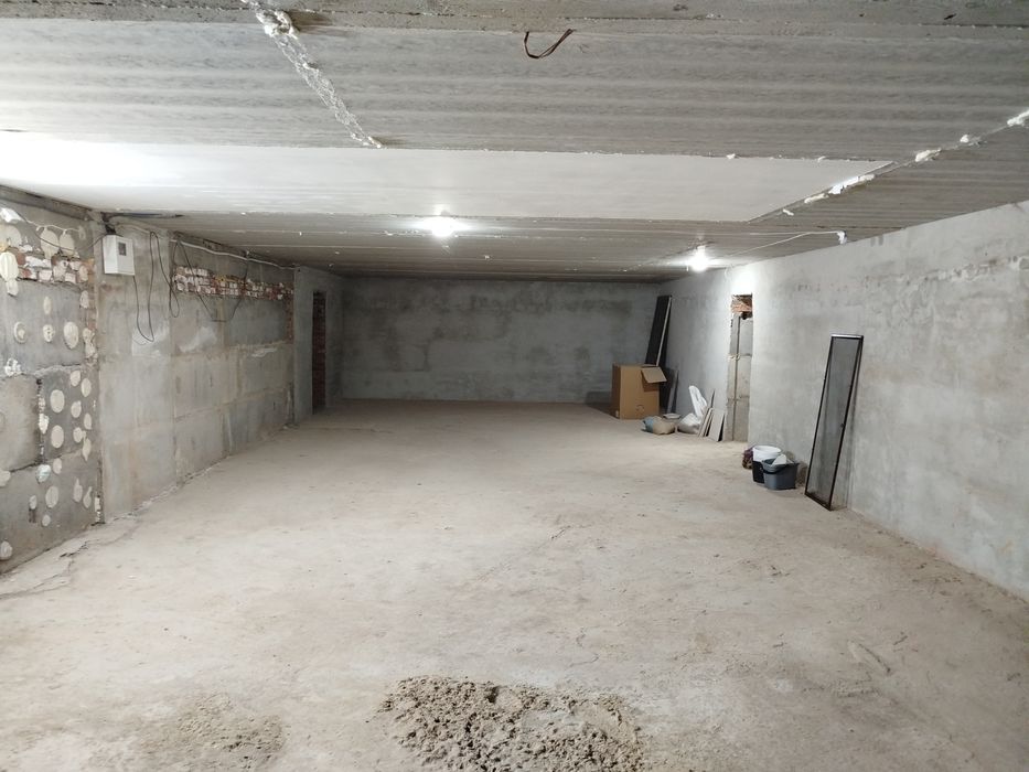 Здам в оренду зручне нежитлове підвальне приміщення в центрі міста