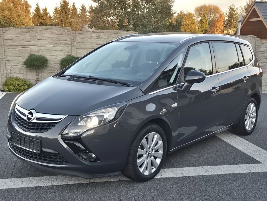 Opel Zafira 1.4T Benzyna Nawigacja PodgrzFotele AluFelgi