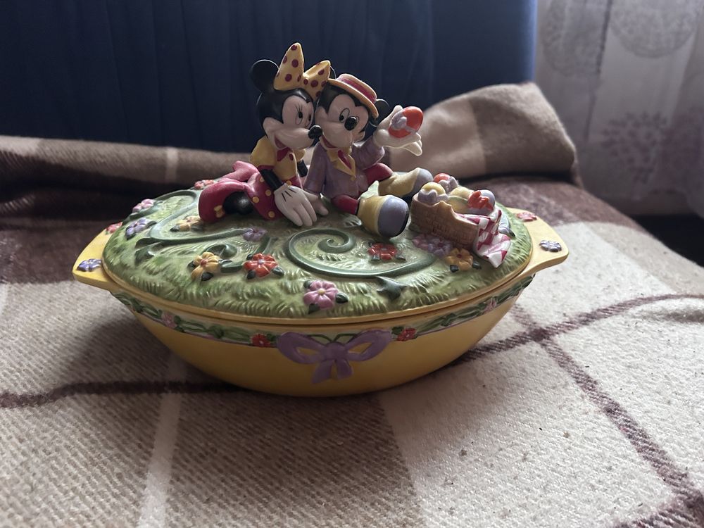 Walt Disney porcelana
