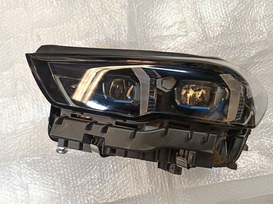 Farol/óptica esquerda  BMW  Serie 5 G60/ G61 led