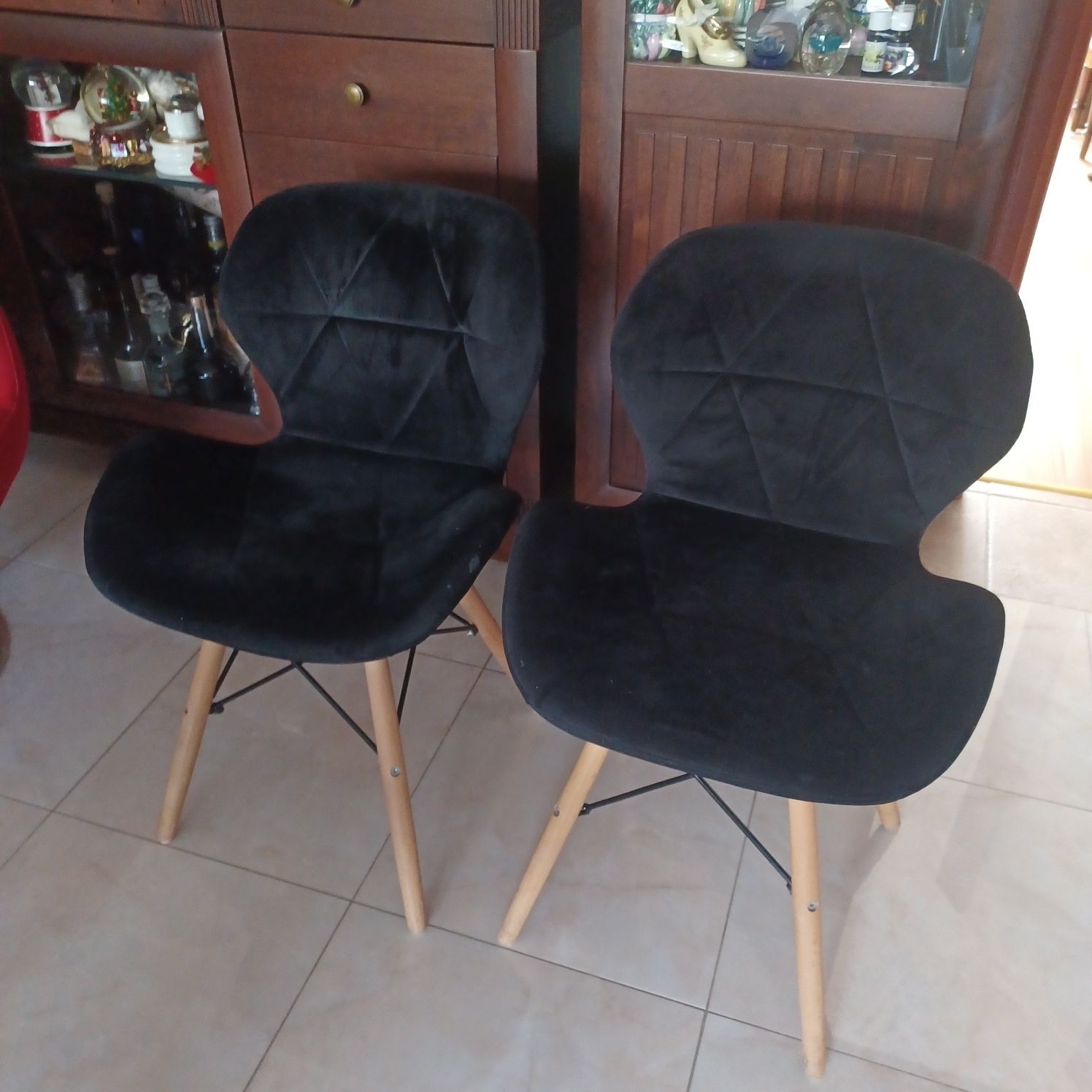 Dwa krzesła welurowe/ cena obu