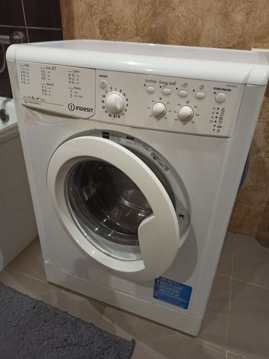Пральна машина INDESIT