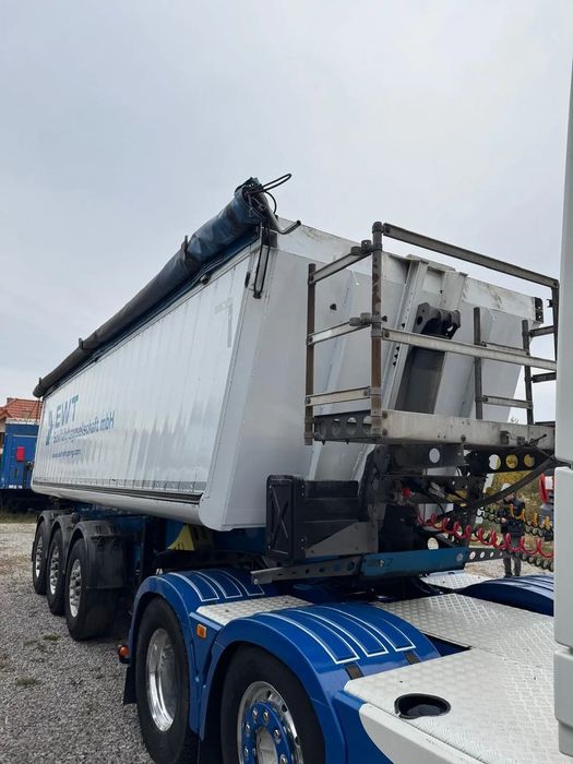 Schmitz Cargobull  Schmitz Cargobull SKI24