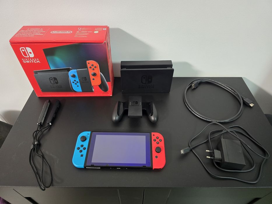 Nintendo Switch V2 usada com garantia