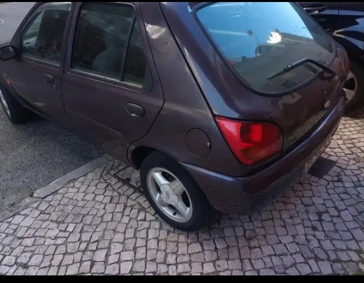 Fiesta gasolina 1996