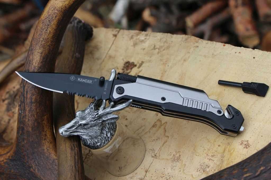 Nóż ratowniczy scyzoryk LATARKA KRZESIWO Magnezowe Liner-LOCK KN19