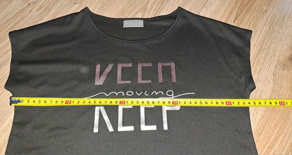 Czarna sportowa bluzka, t-shirt by Pepco.