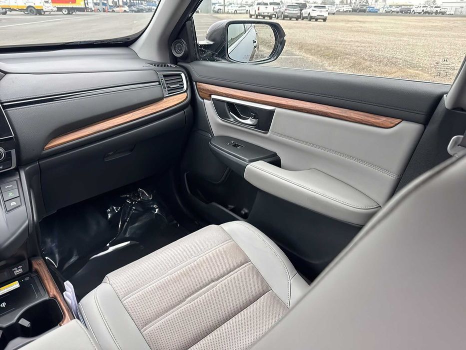 Honda CR-V Hybrid Touring      2022