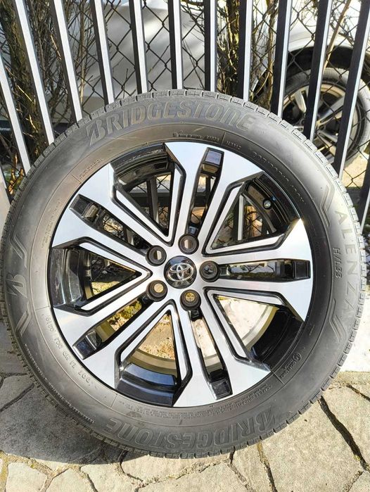 Sprzedam Toyota RAV 4 2.0