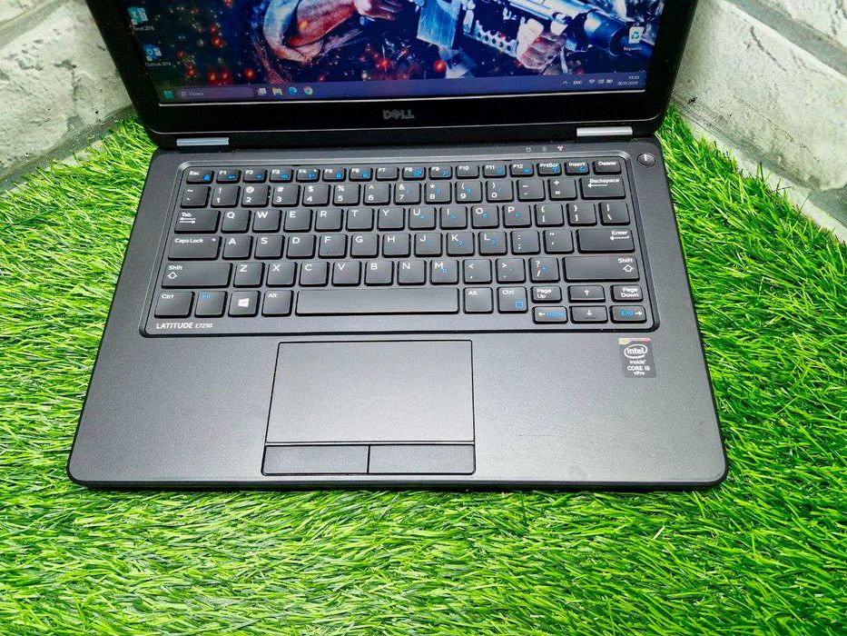 Магазин: Ноутбук Dell E7250 /Core i5-5300u /8 GB DDR3/256 GB SSD
