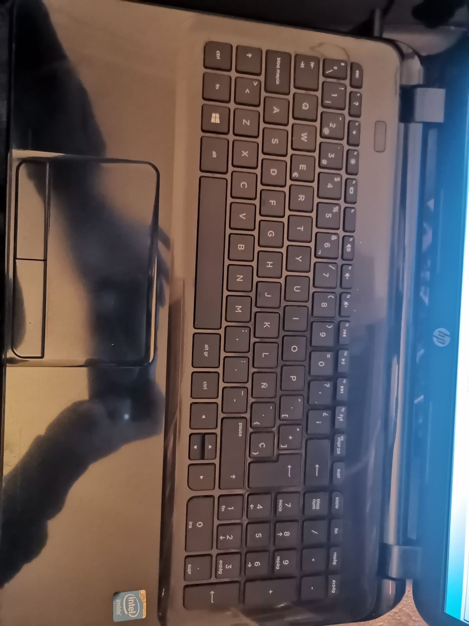 OPORTUNIDADE -Vendo portatil hp 15-o009ss