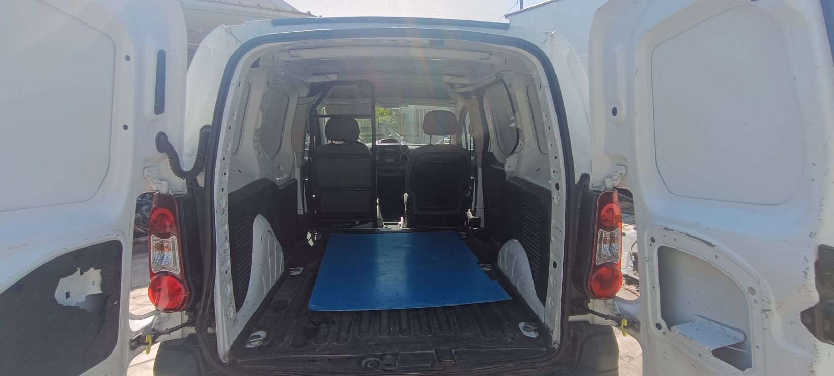 Peugeot Partner Full electric 2014 ,IVA incluída